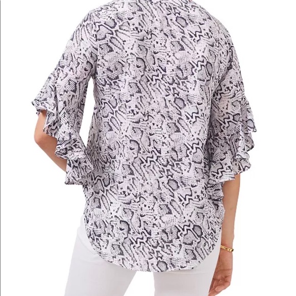 Vince Camuto
Printed Henley Top - Picture 2 of 4